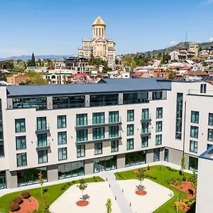 novotel-center-tbilisi.alltbilisihotels.com/